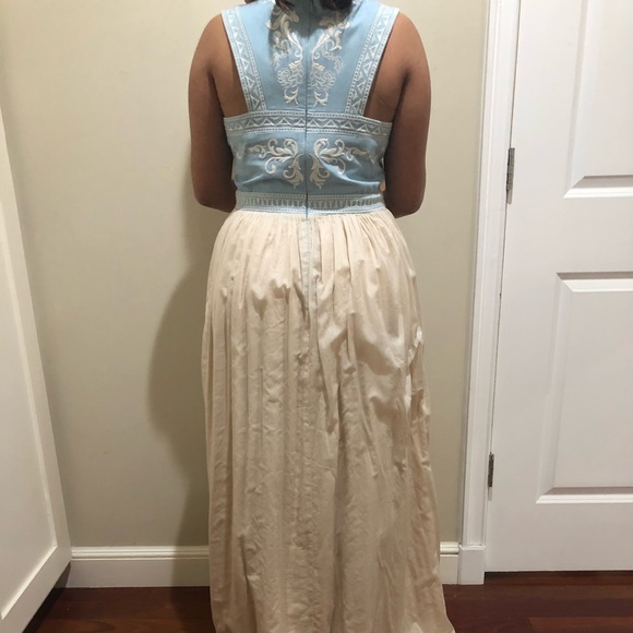 Beautiful long dress with a sky blue top - Picture 8 of 8